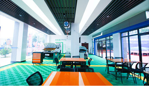 新能源汽车实训大厅